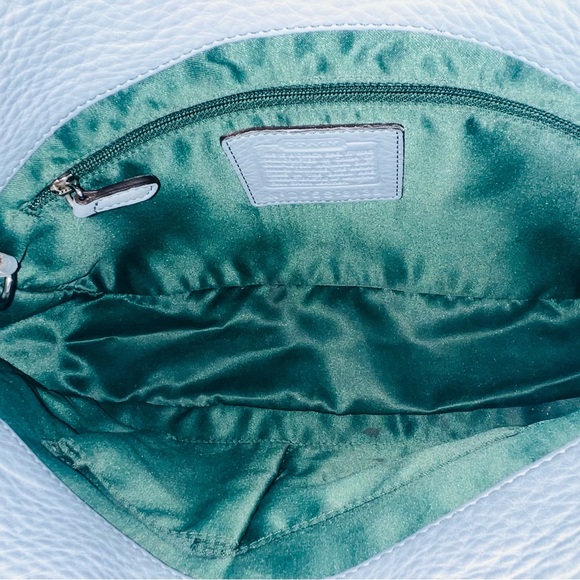 Vintage Coach Light Blue Leather Shoulder Bag.#8A38 - Picture 9 of 12